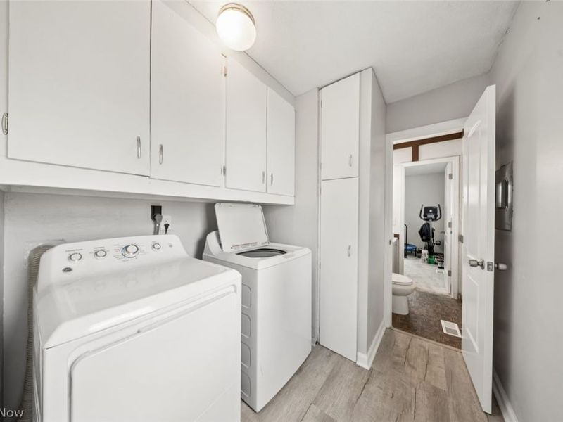 3538 Clayton Drive , North Olmsted, OH 44070 Photo 27