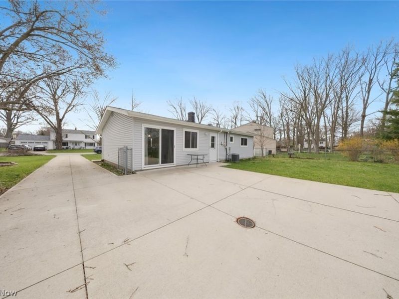 3538 Clayton Drive , North Olmsted, OH 44070 Photo 34