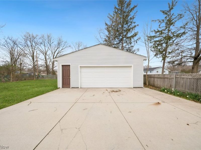 3538 Clayton Drive , North Olmsted, OH 44070 Photo 36
