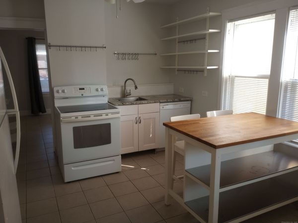 92 Thorpe, Fairfield, CT 06824