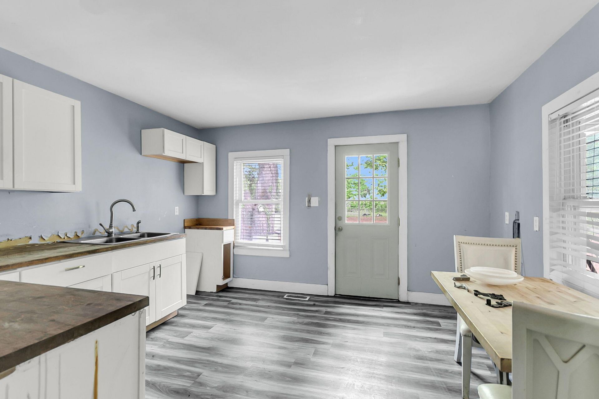 2334 Midland Park Road Photo 11