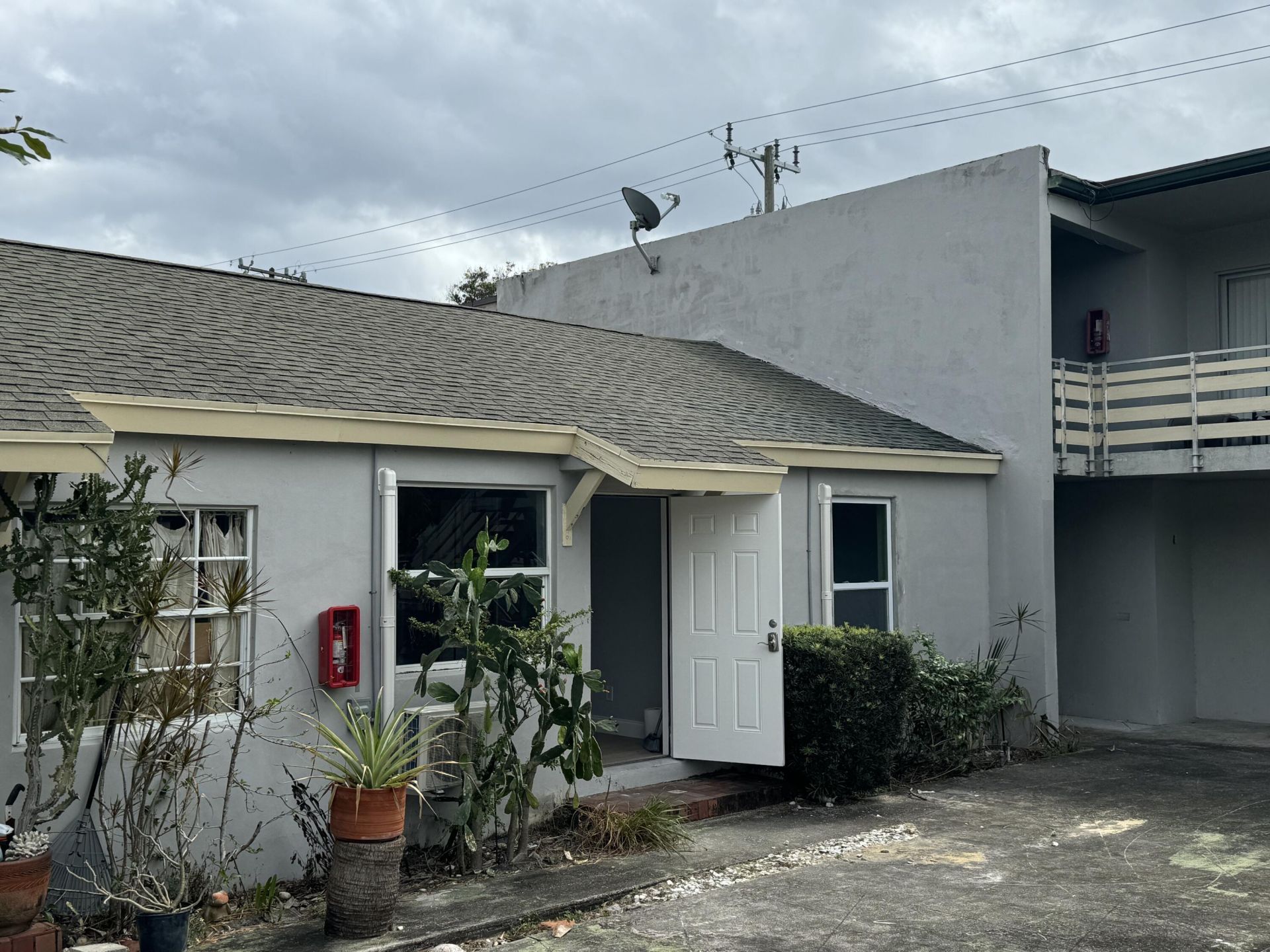 840 Almeria Road, Unit 1, West Palm Beach, FL 33405 Photo