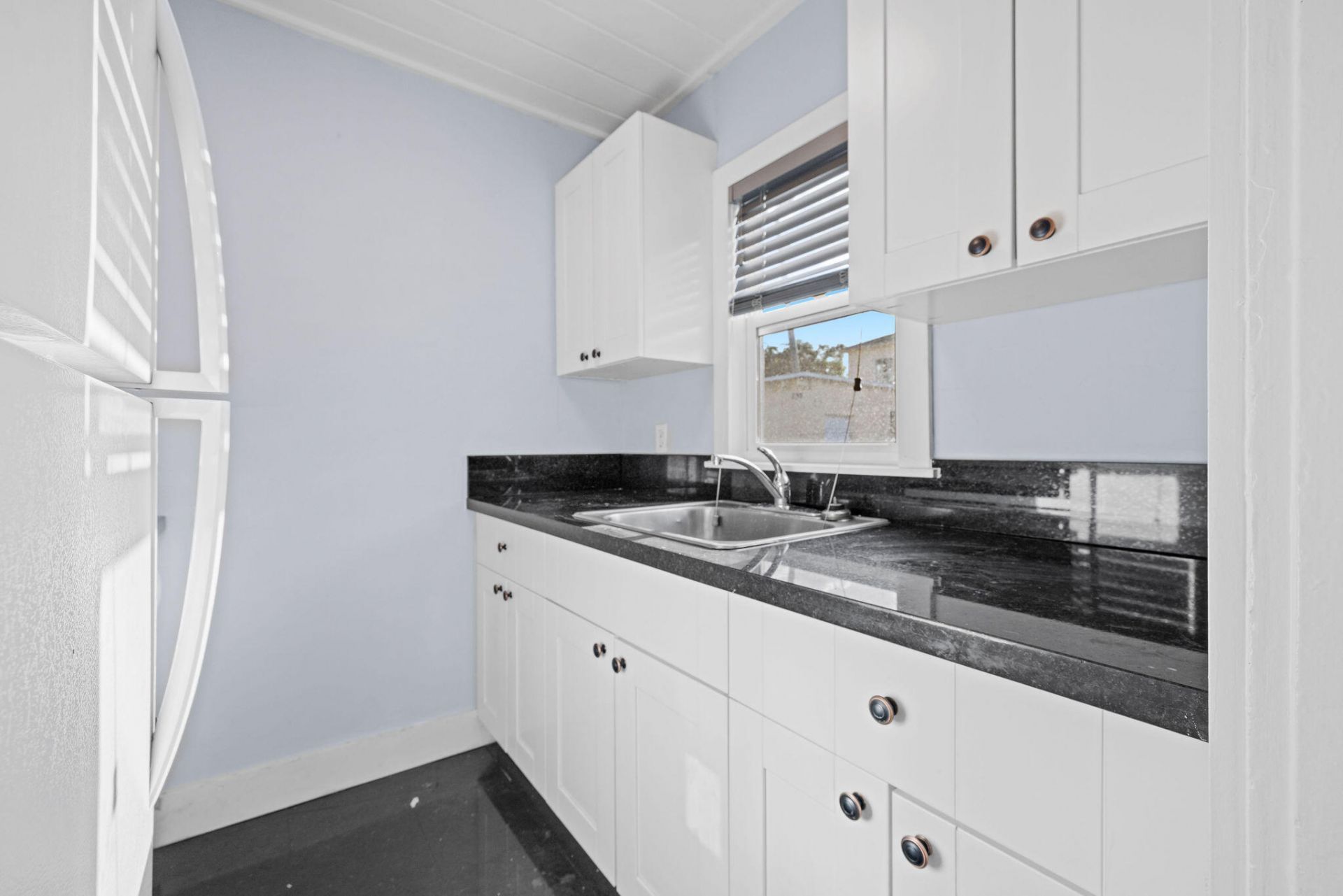 840 Almeria Road, Unit 2, West Palm Beach, FL 33405 Photo