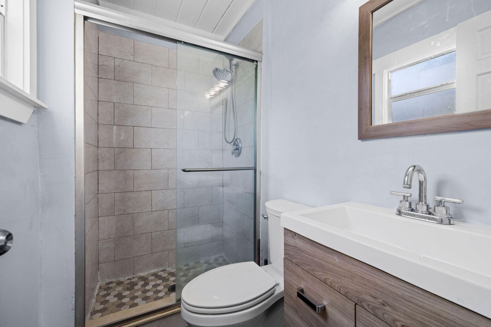 840 Almeria Road, Unit 2, West Palm Beach, FL 33405 Photo