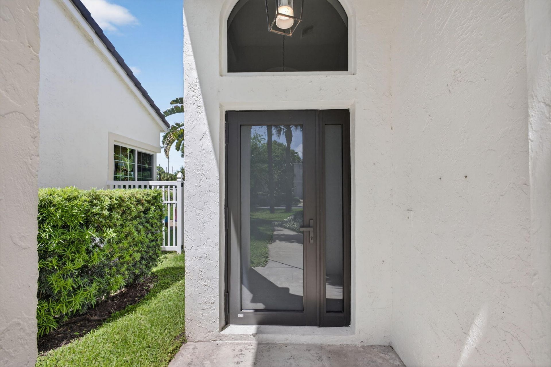 2114 Chagall Circle, West Palm Beach, FL 33409 Photo
