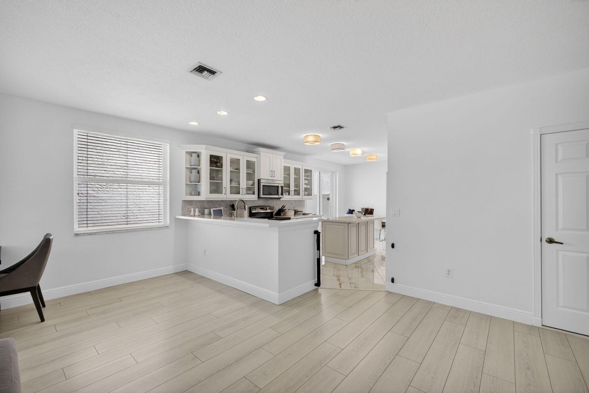 2114 Chagall Circle, West Palm Beach, FL 33409 Photo