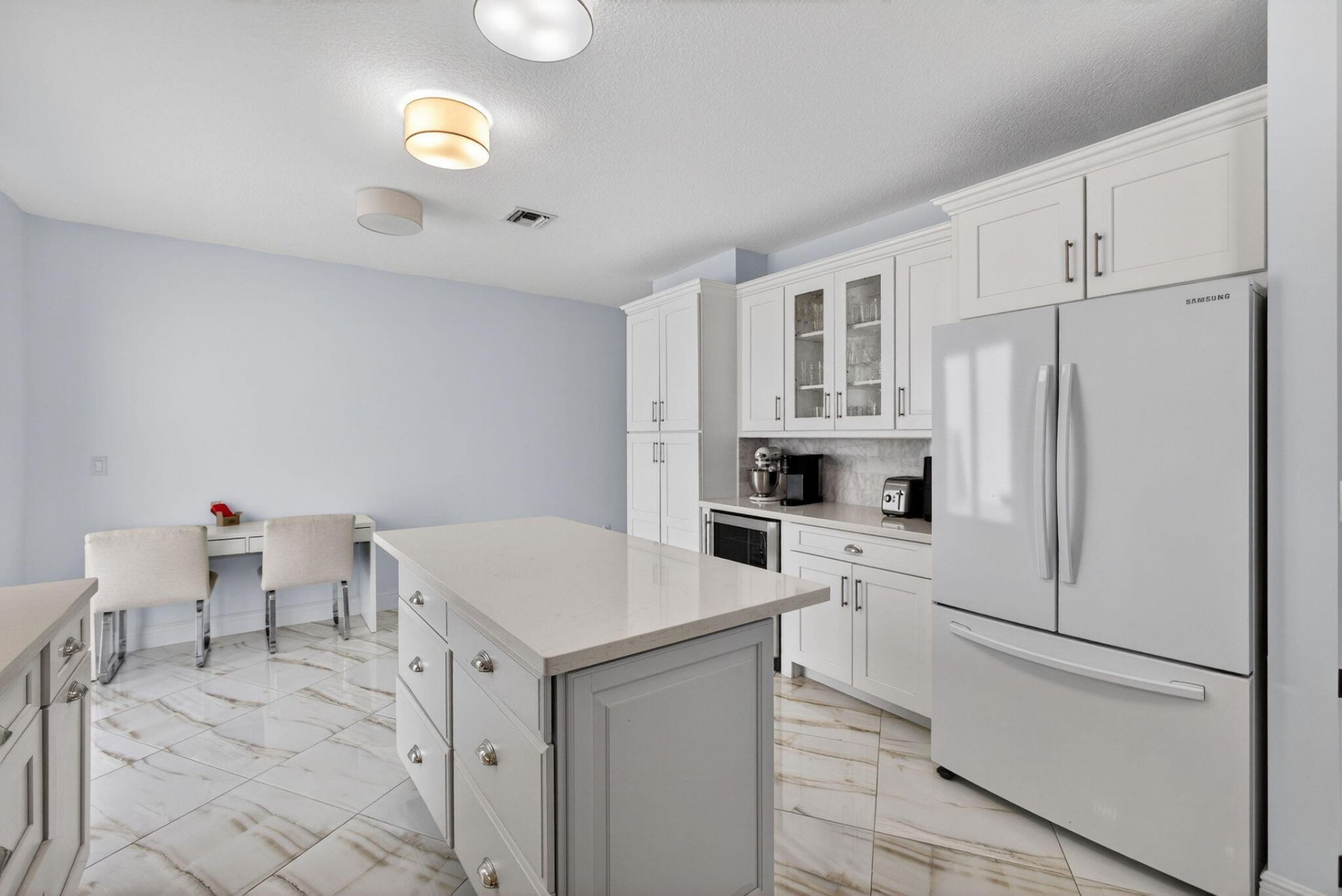 2114 Chagall Circle, West Palm Beach, FL 33409 Photo