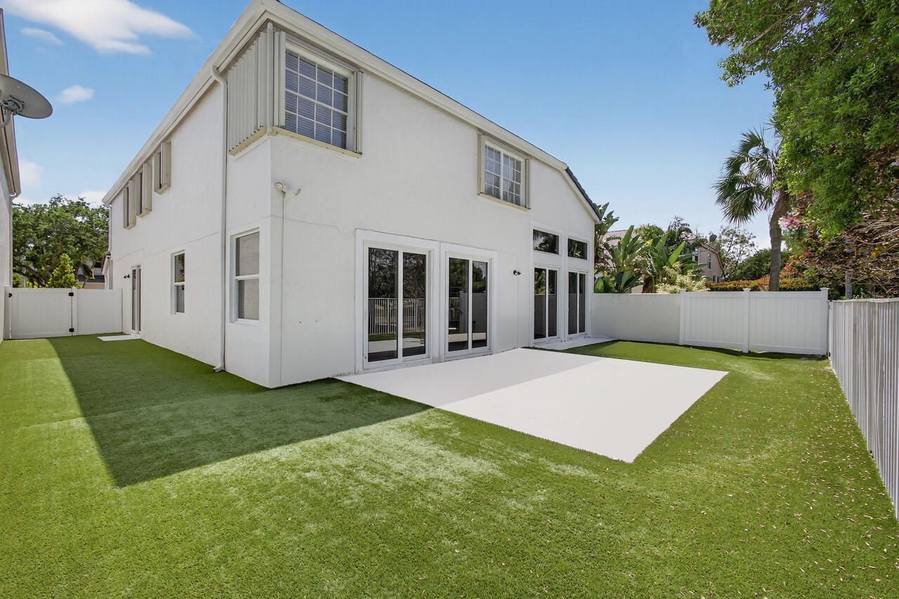 2114 Chagall Circle, West Palm Beach, FL 33409 Photo