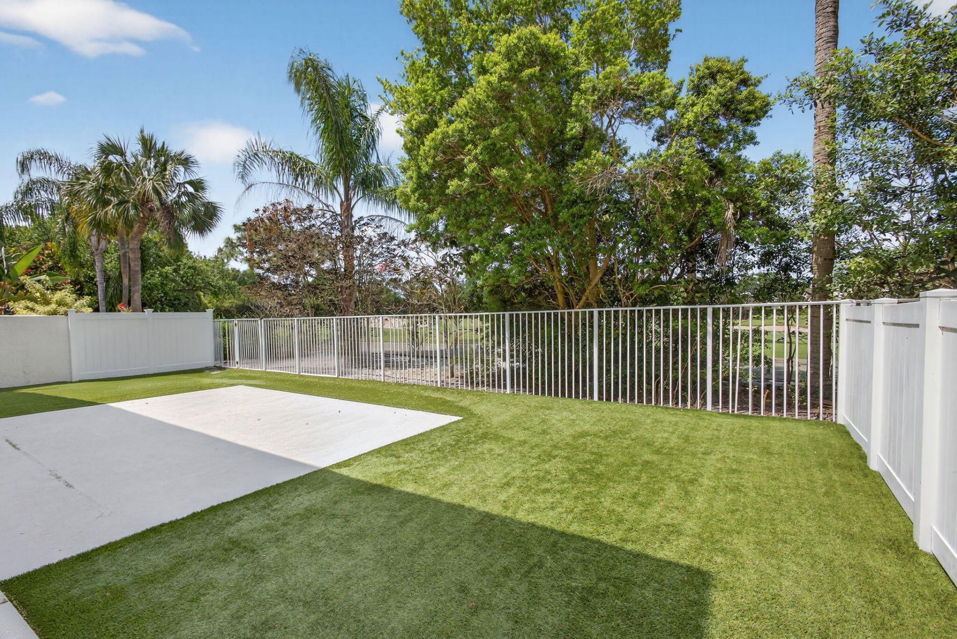 2114 Chagall Circle, West Palm Beach, FL 33409 Photo