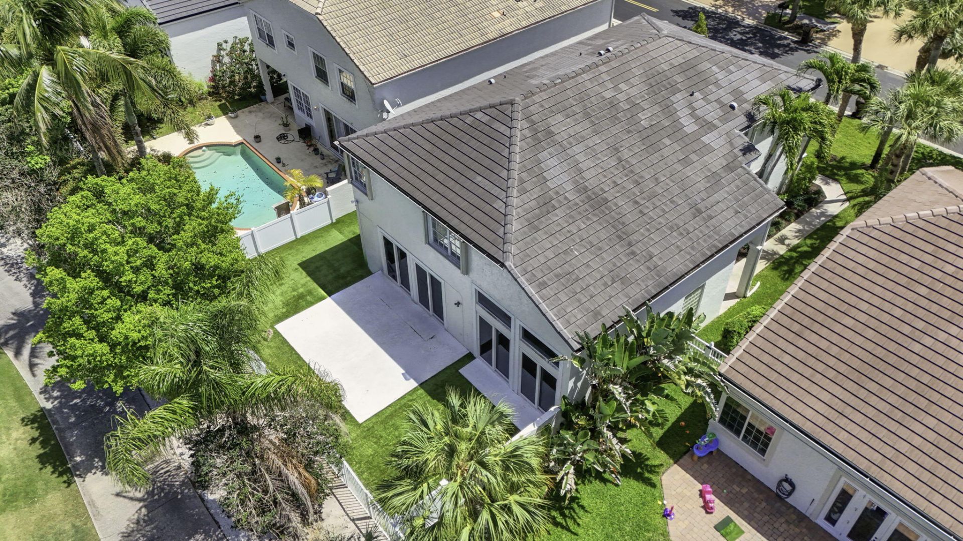 2114 Chagall Circle, West Palm Beach, FL 33409 Photo