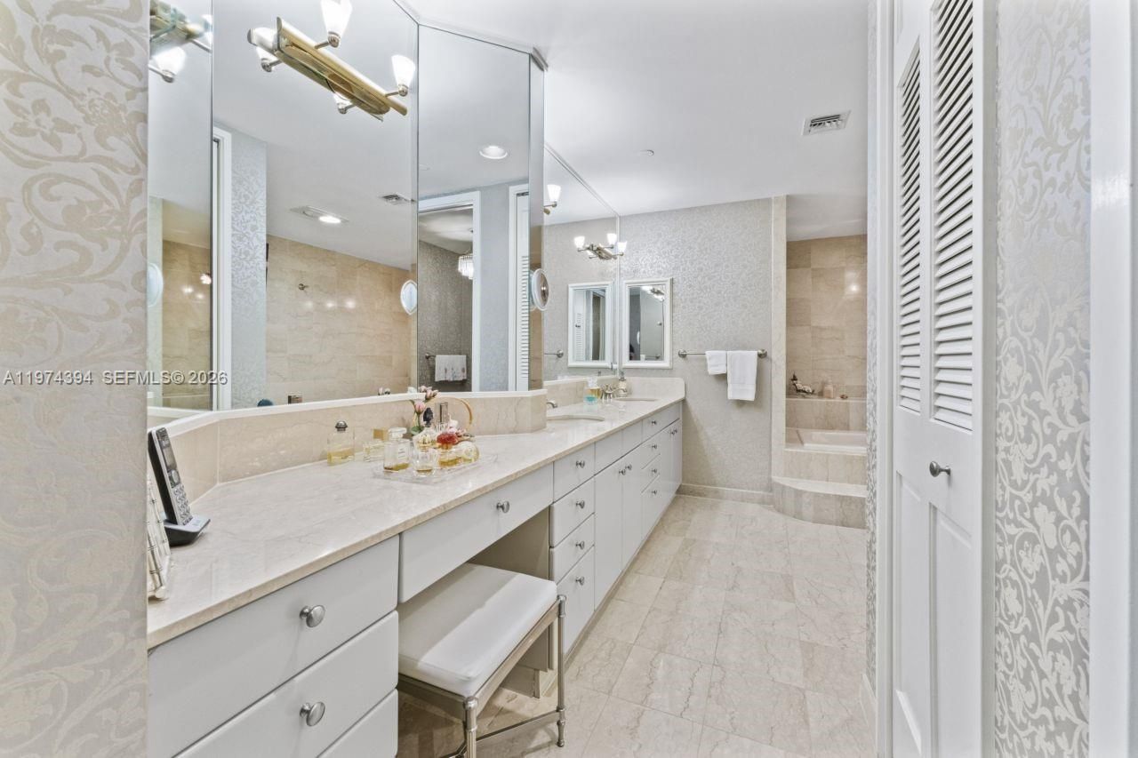 5266 Fisher Island Dr, Unit 5266, Miami Beach, FL 33109 Photo