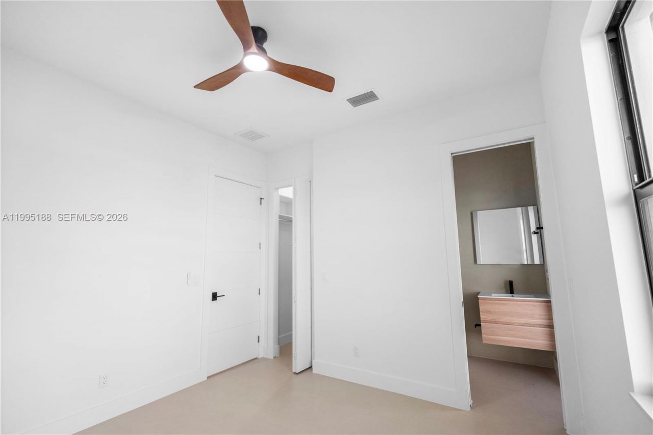 3539 NW 41st Place, Cape Coral, FL 33993 Photo