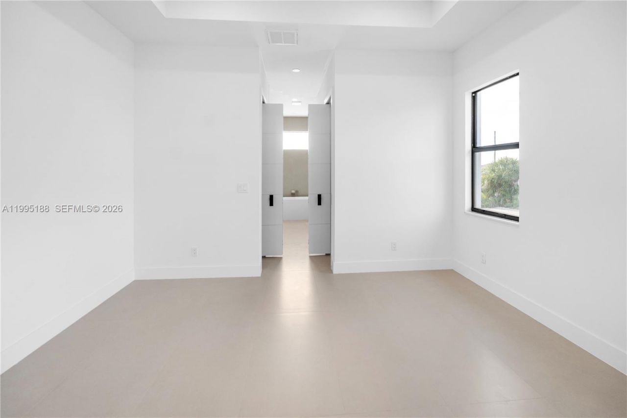 3539 NW 41st Place, Cape Coral, FL 33993 Photo