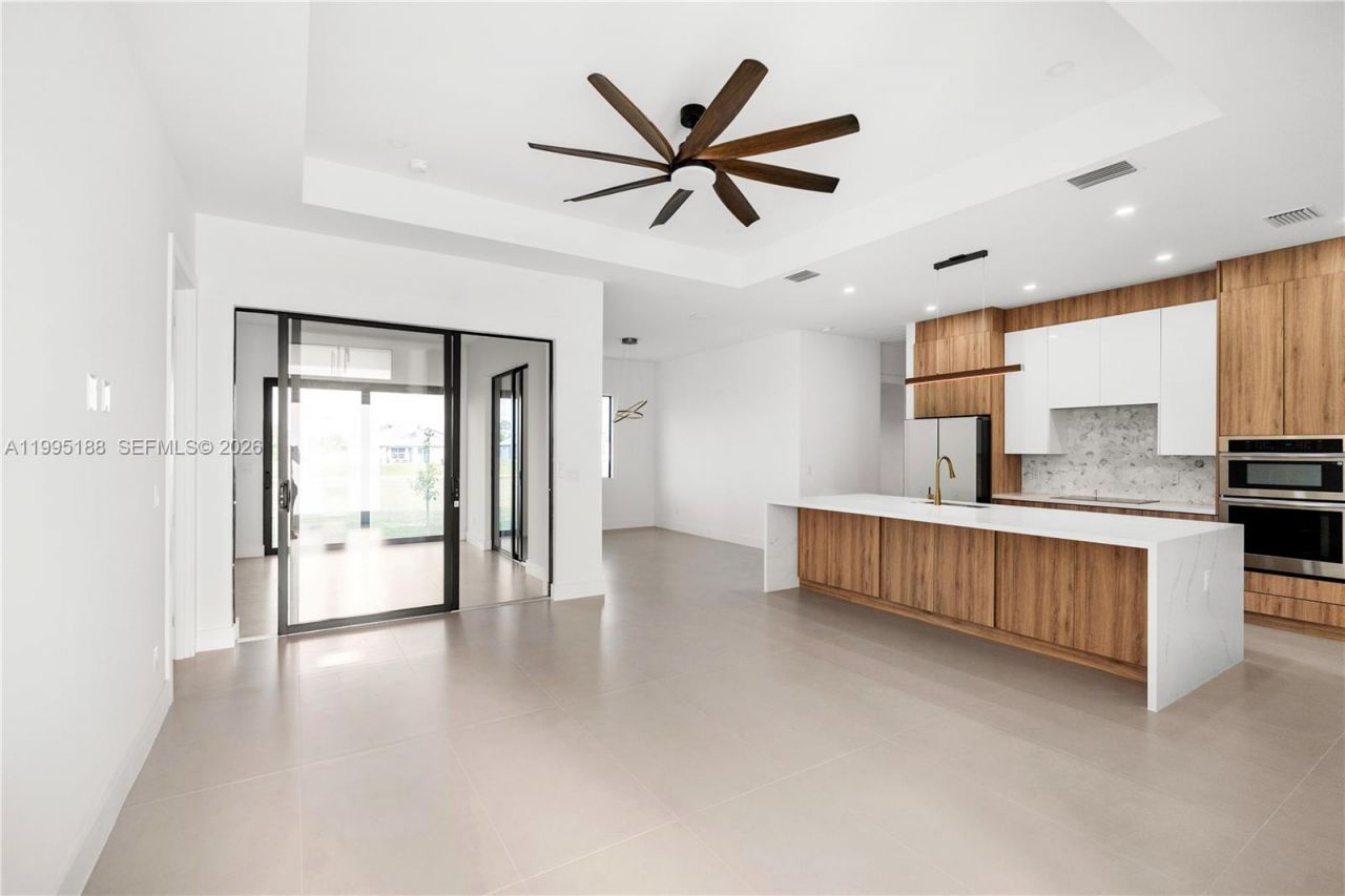 3539 NW 41st Place, Cape Coral, FL 33993 Photo