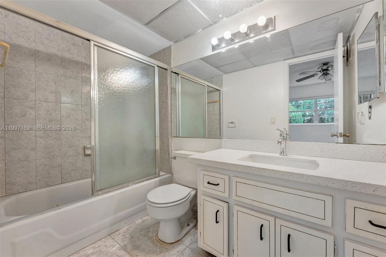 4341 NW 16th St , Unit 203, Lauderhill, FL 33313 Photo