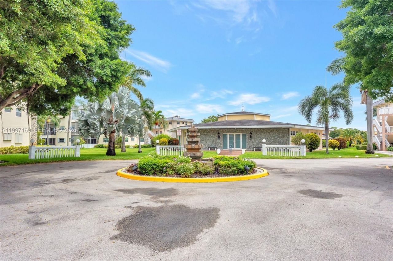 4341 NW 16th St , Unit 203, Lauderhill, FL 33313 Photo