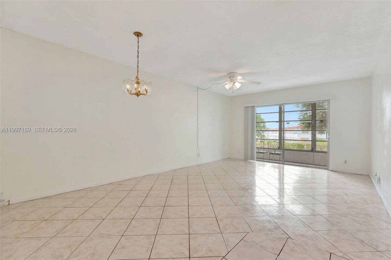 4341 NW 16th St , Unit 203, Lauderhill, FL 33313 Photo