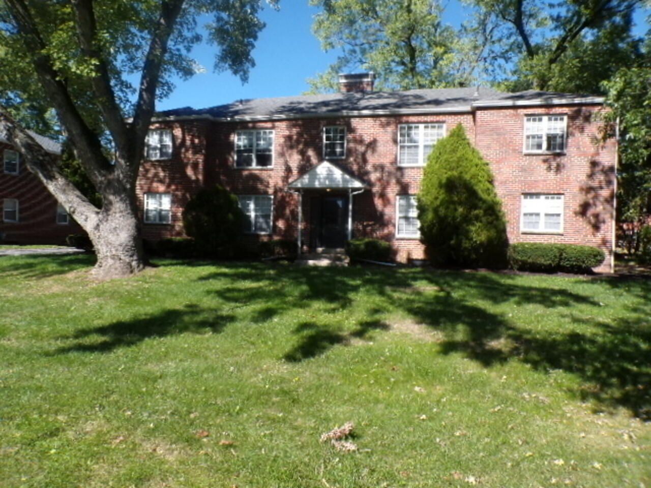 2098 Ridgeview Rd #b, Columbus, OH 43202 Main Photo