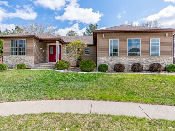 3404 77TH Street Court , Moline, IL 61265