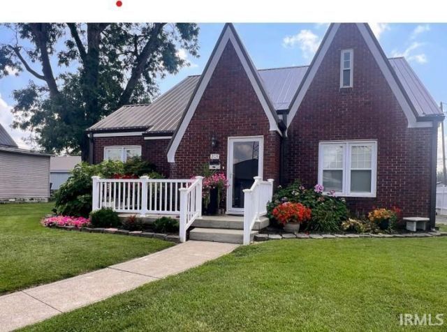 203 W Race Street, Odon, IN 47562 Main Photo