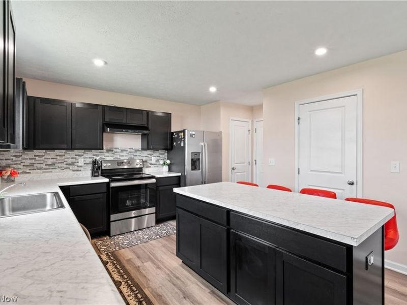 3264 Sunny Brook Drive , Akron, OH 44312 Photo 10