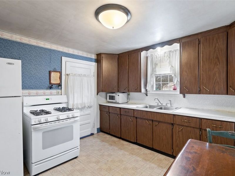 817 7th Street SW, Massillon, OH 44647 Photo 17