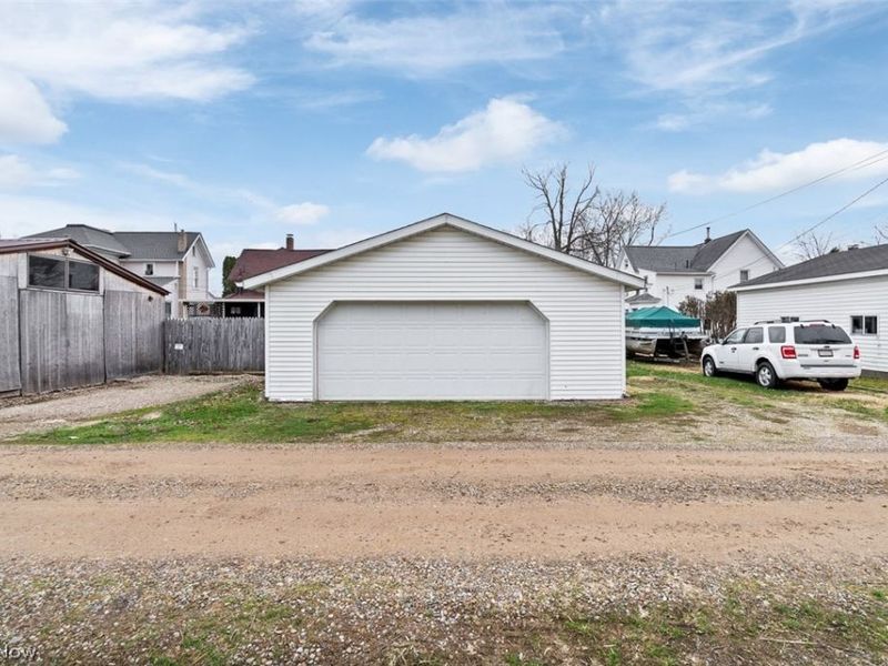 817 7th Street SW, Massillon, OH 44647 Photo 32