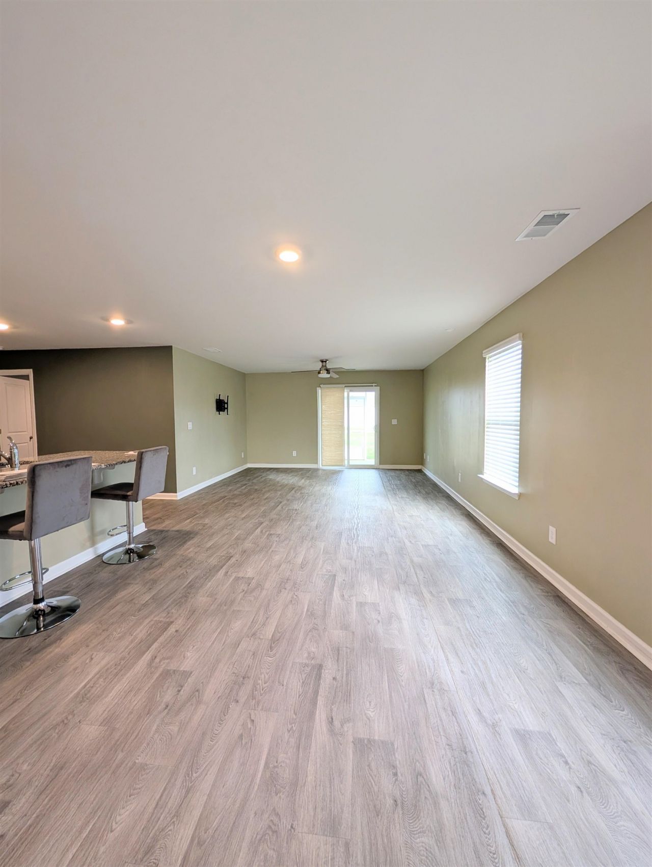 851 Woodland Farms Circle  Photo 6