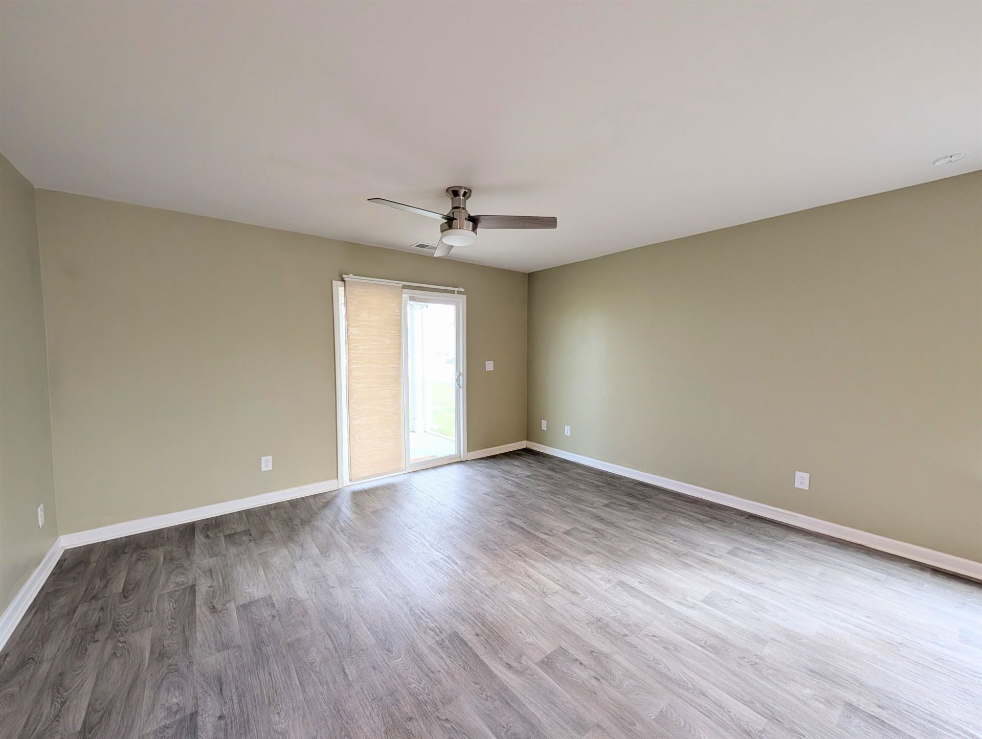 851 Woodland Farms Circle  Photo 9