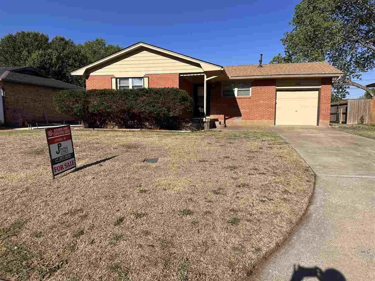 406 NW 56th Street, Lawton, OK 73505 Main Photo