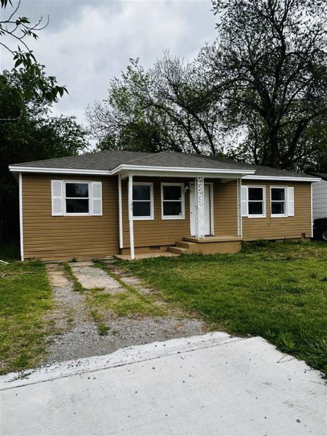 1807 NW Taylor, Lawton, OK 73507 Main Photo