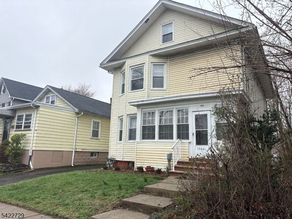 1946 Barnett St, Unit 1, Rahway, NJ 07065