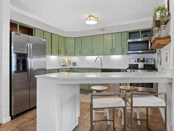 42 A Triumph Ct, East Rutherford, NJ 07073