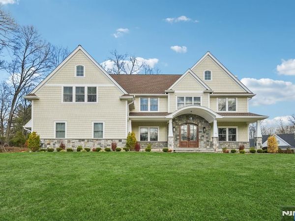 79 Ryerson Avenue, OAKLAND, NJ 07436