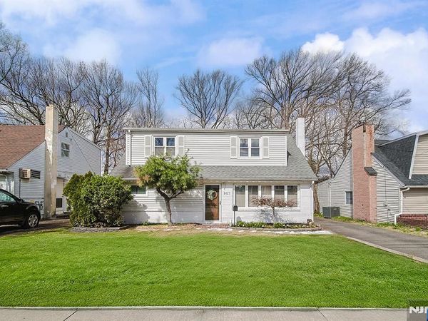 907 Spring Valley Road, MAYWOOD, NJ 07607
