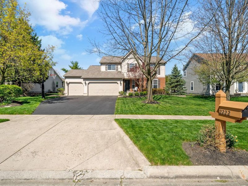 2222 Bryton Drive, Powell, OH 43065 Photo 2