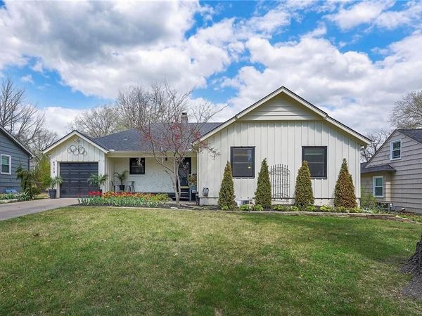 4712 W 77th Street, Prairie Village, KS 66208