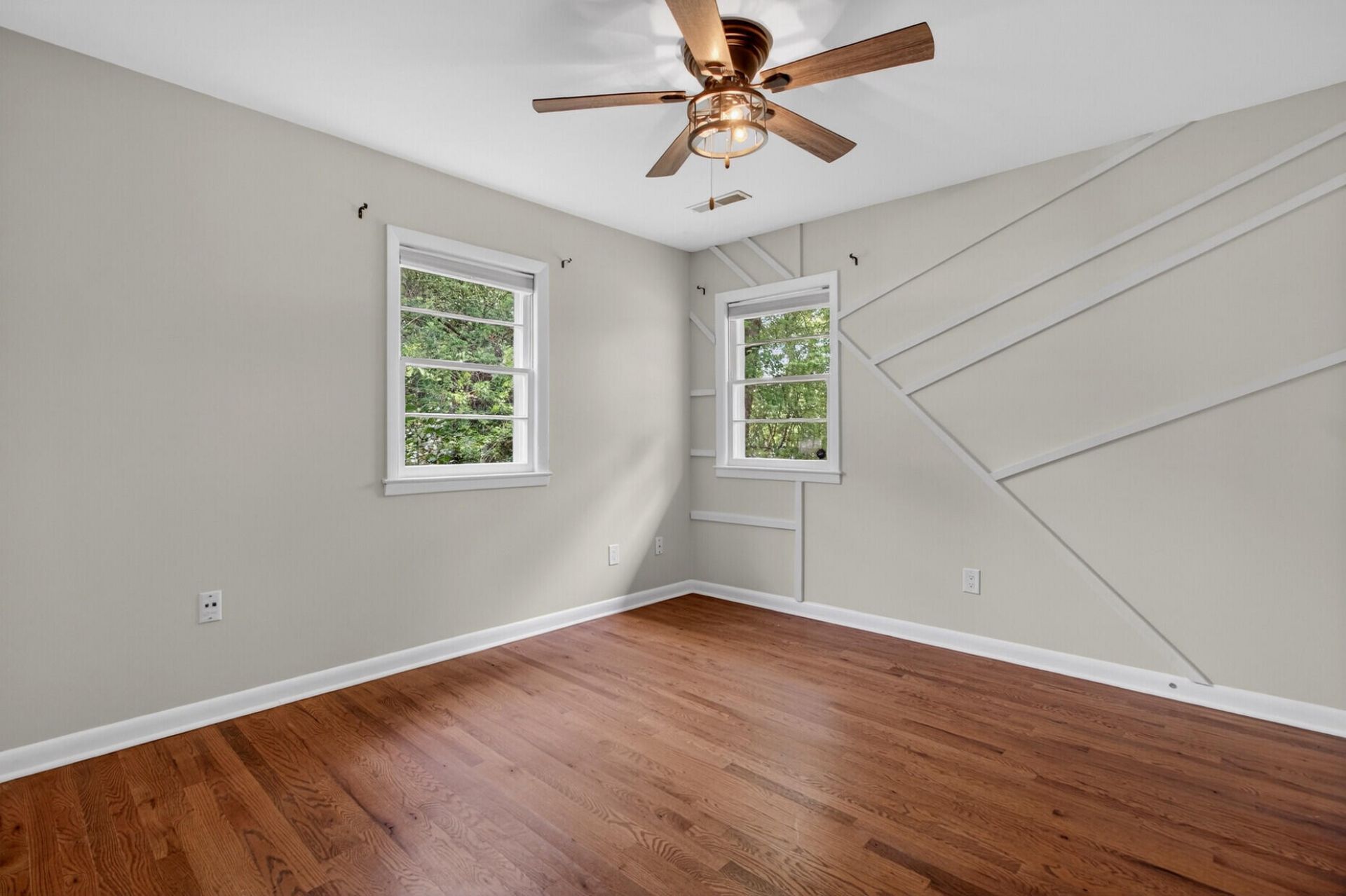 221 Forest Circle Photo 24