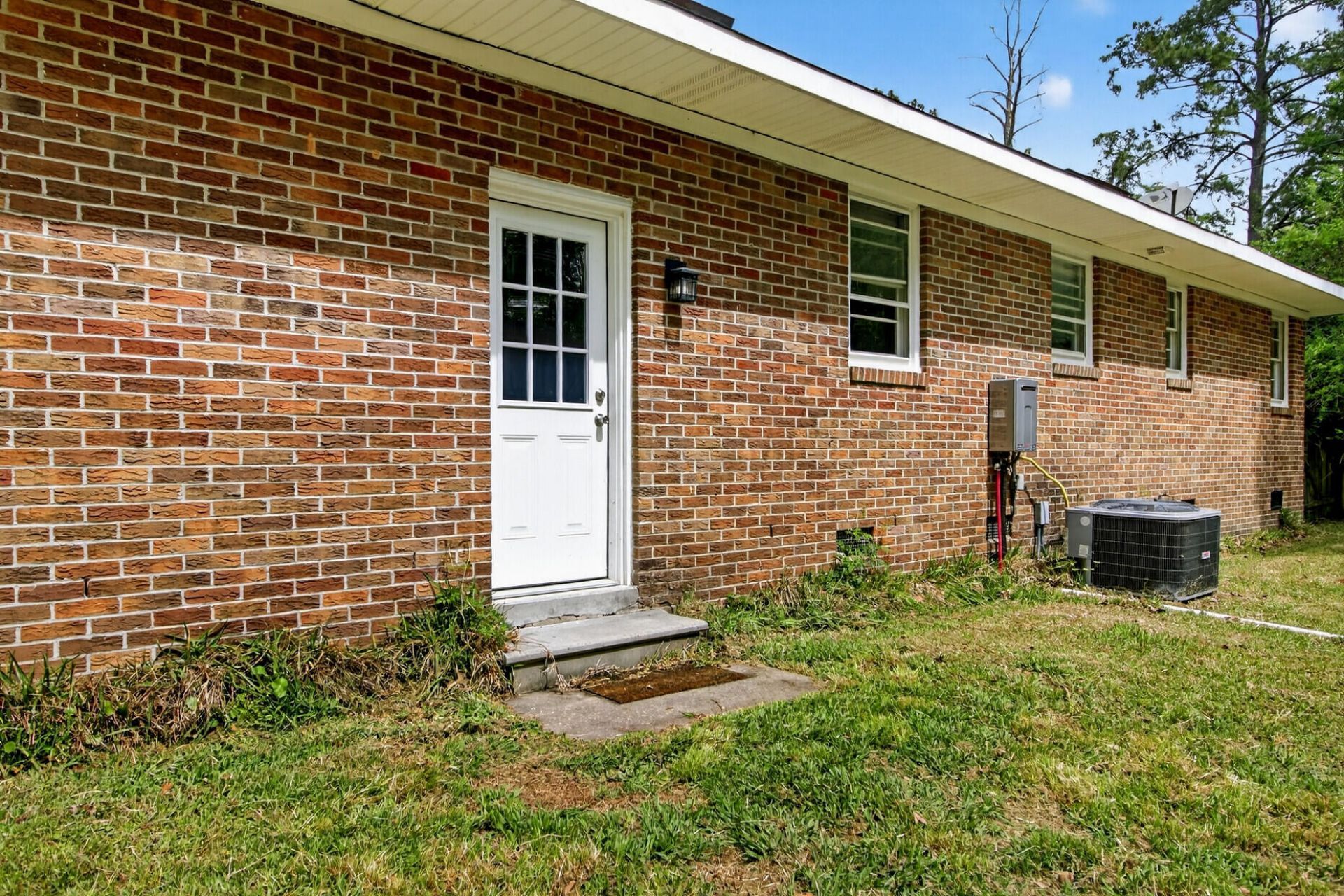 221 Forest Circle Photo 27