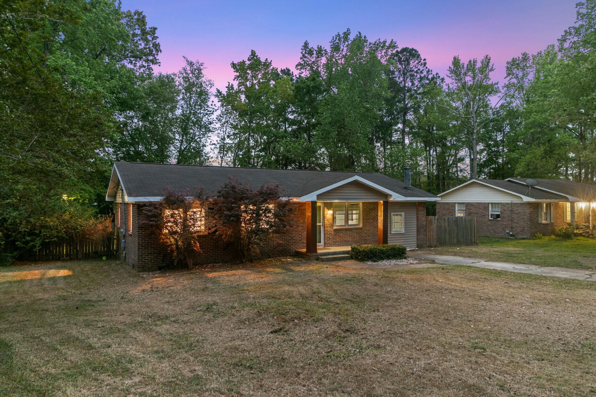 221 Forest Circle Photo 32