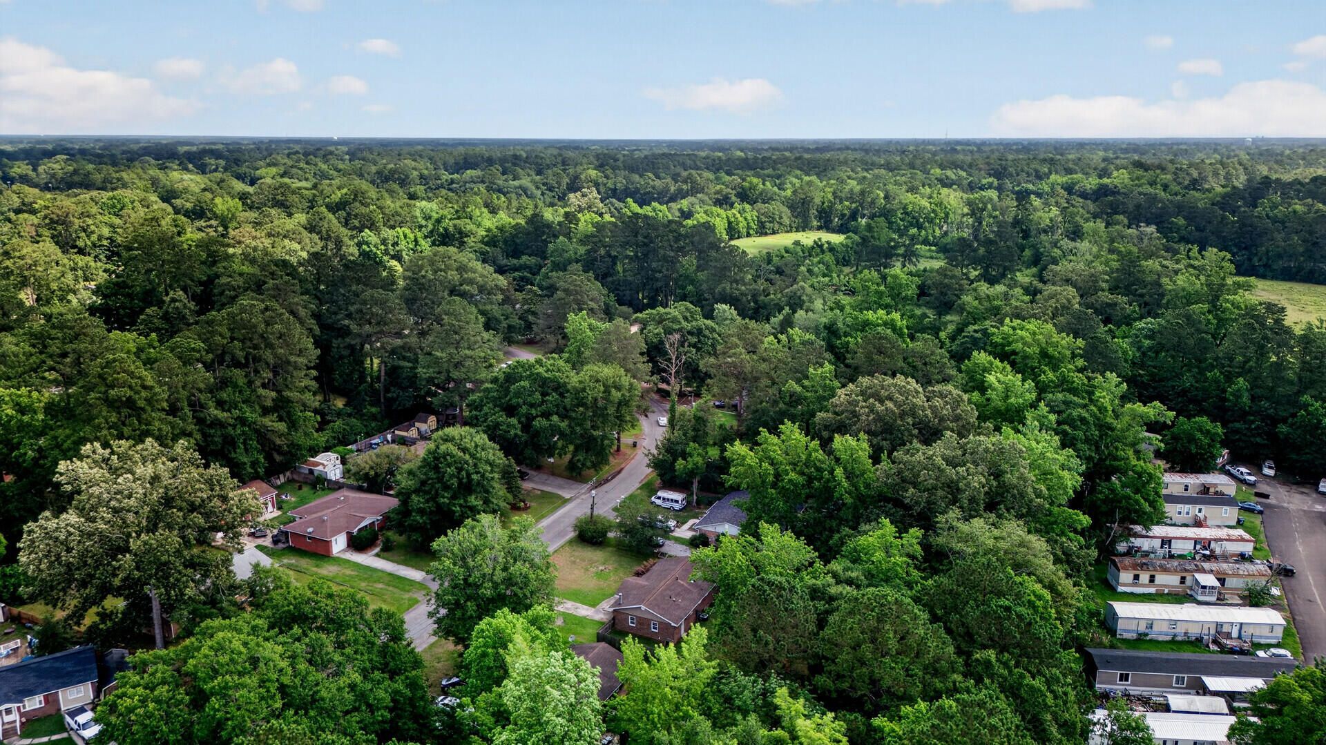221 Forest Circle Photo 39