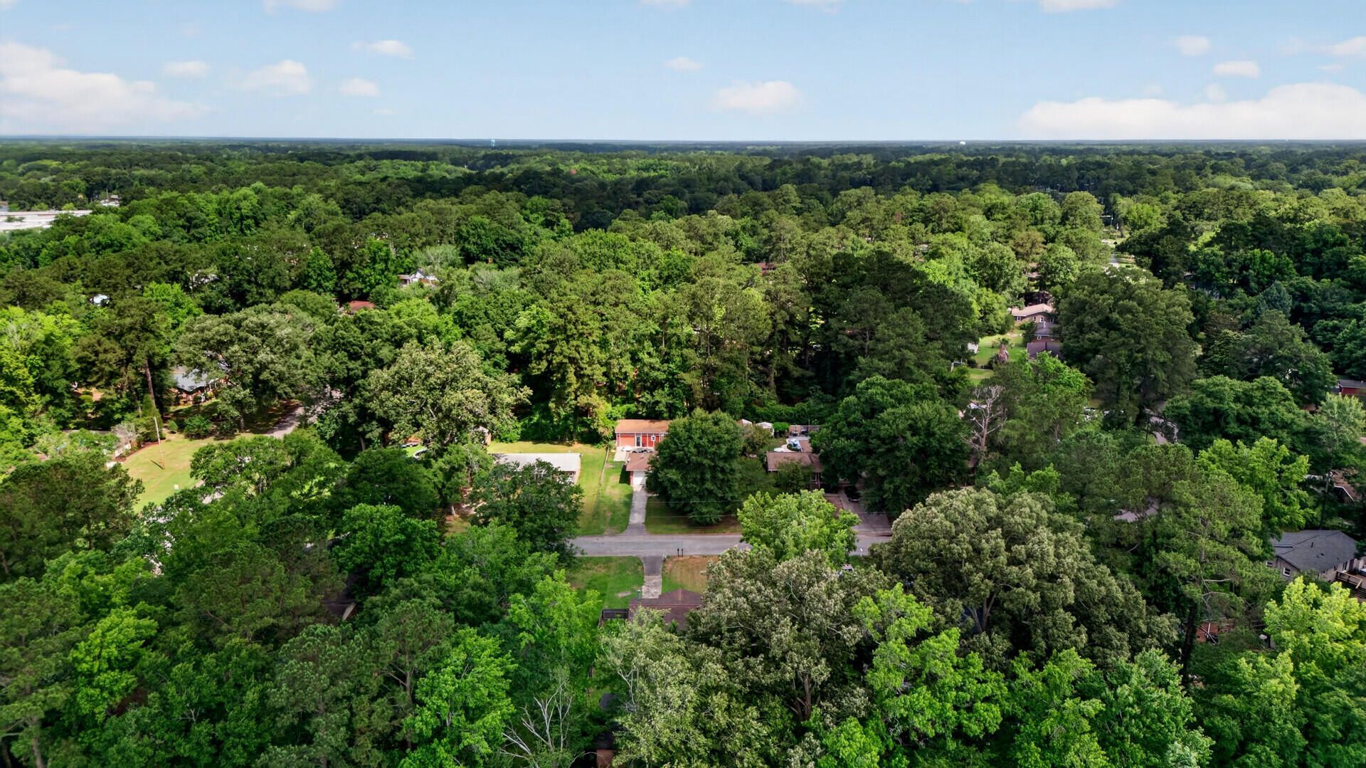 221 Forest Circle Photo 40