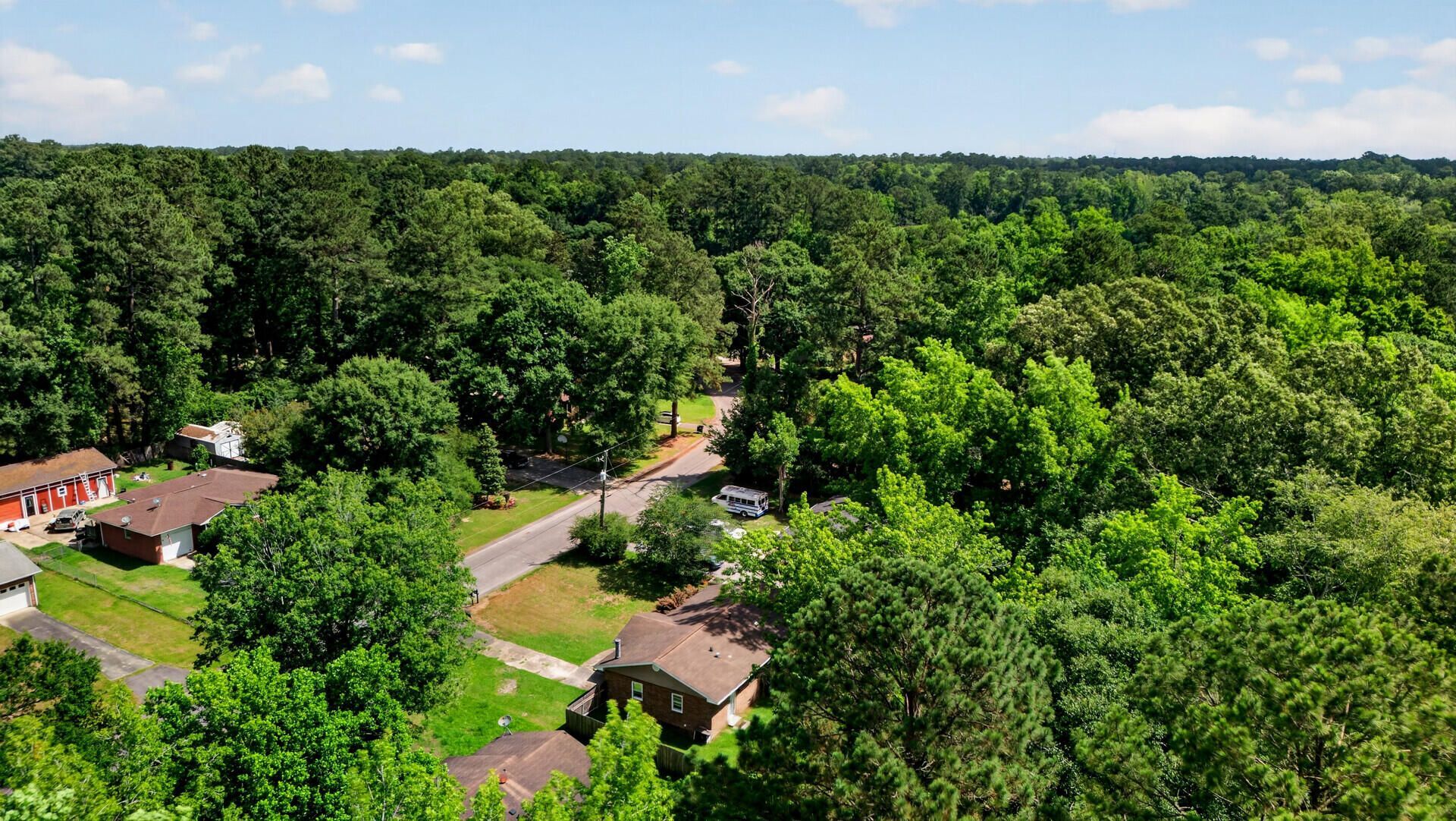 221 Forest Circle Photo 45