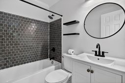 221 Forest Circle photo 4