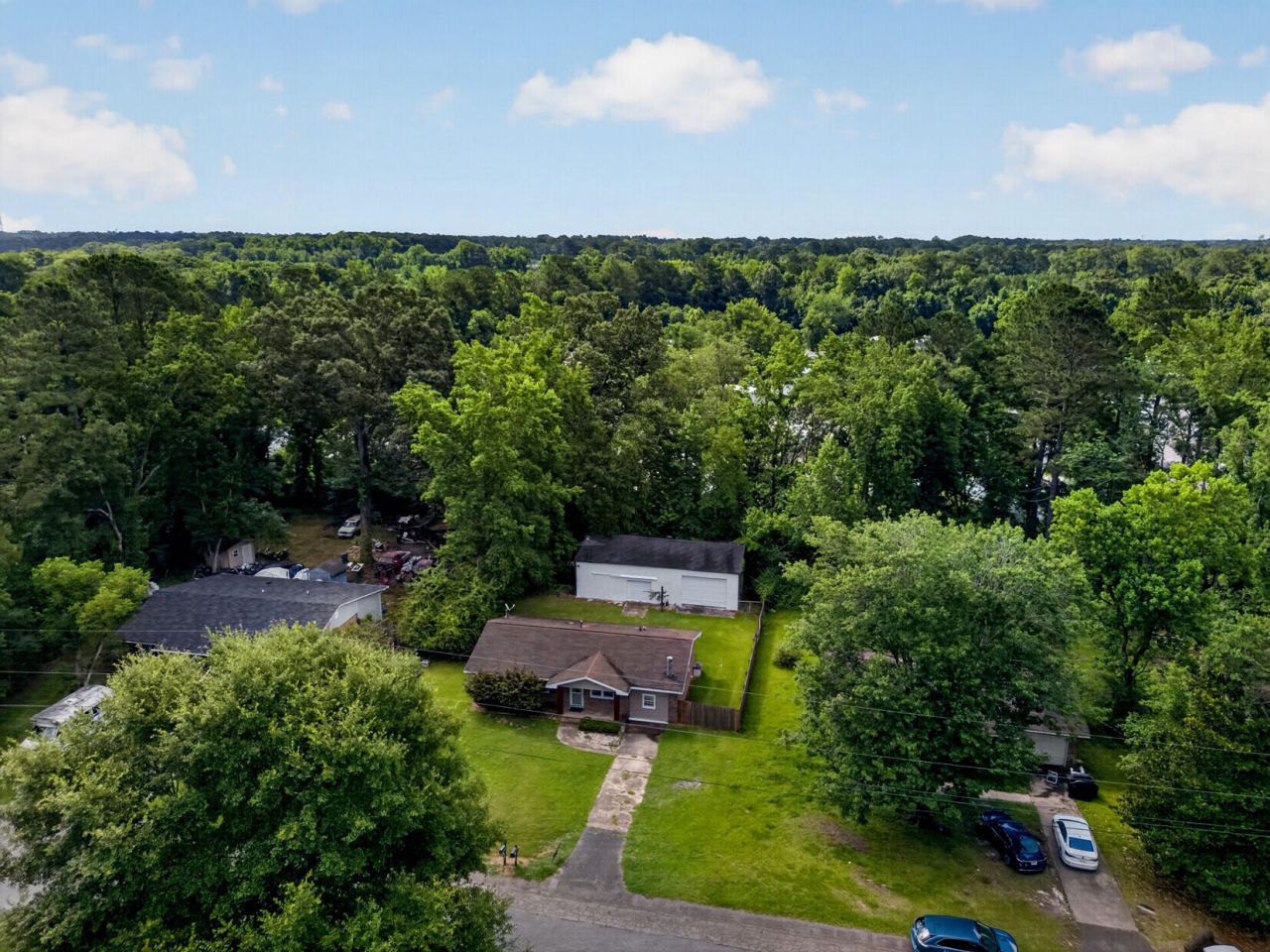 221 Forest Circle Photo 57