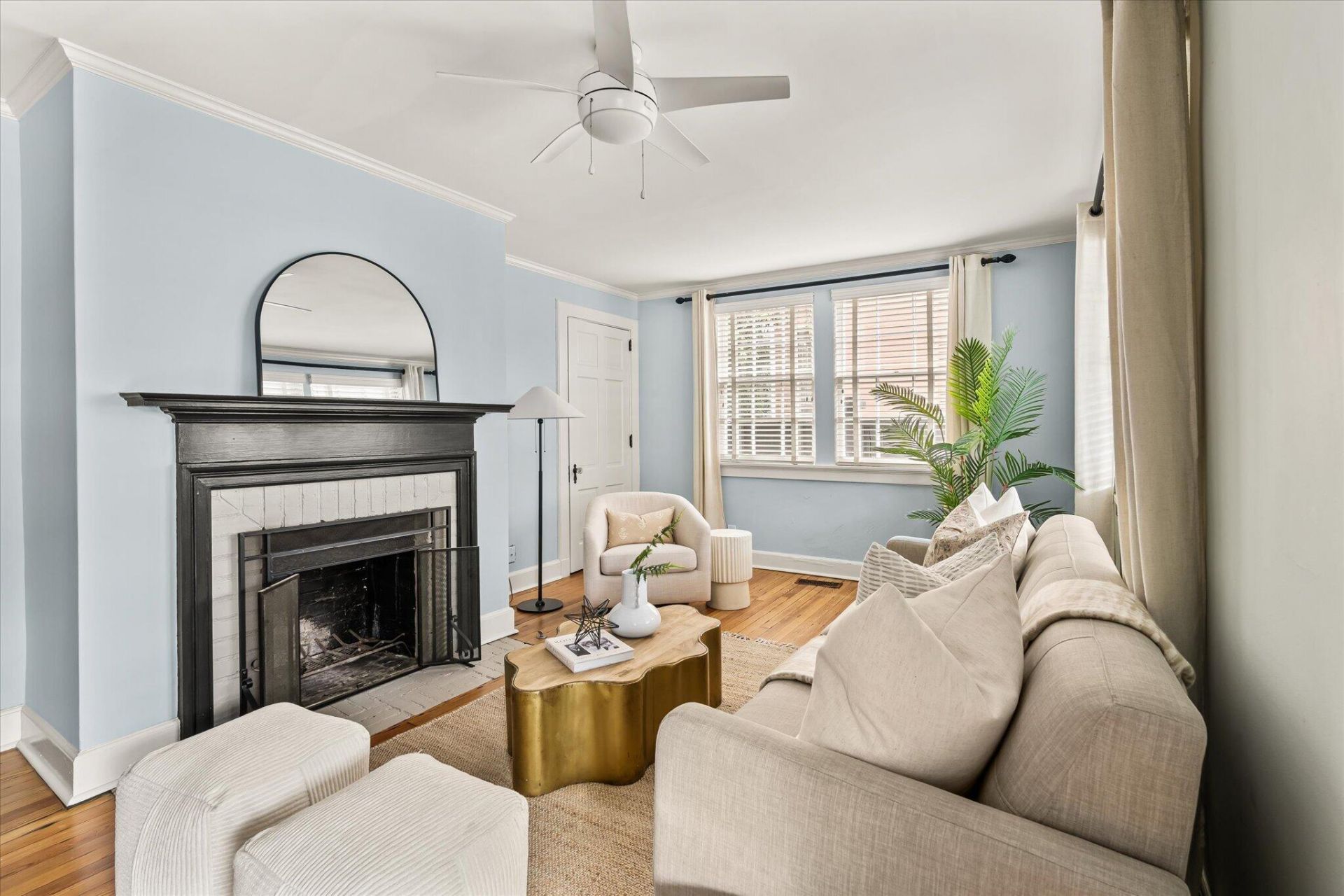 4 Rutledge Boulevard Photo 4