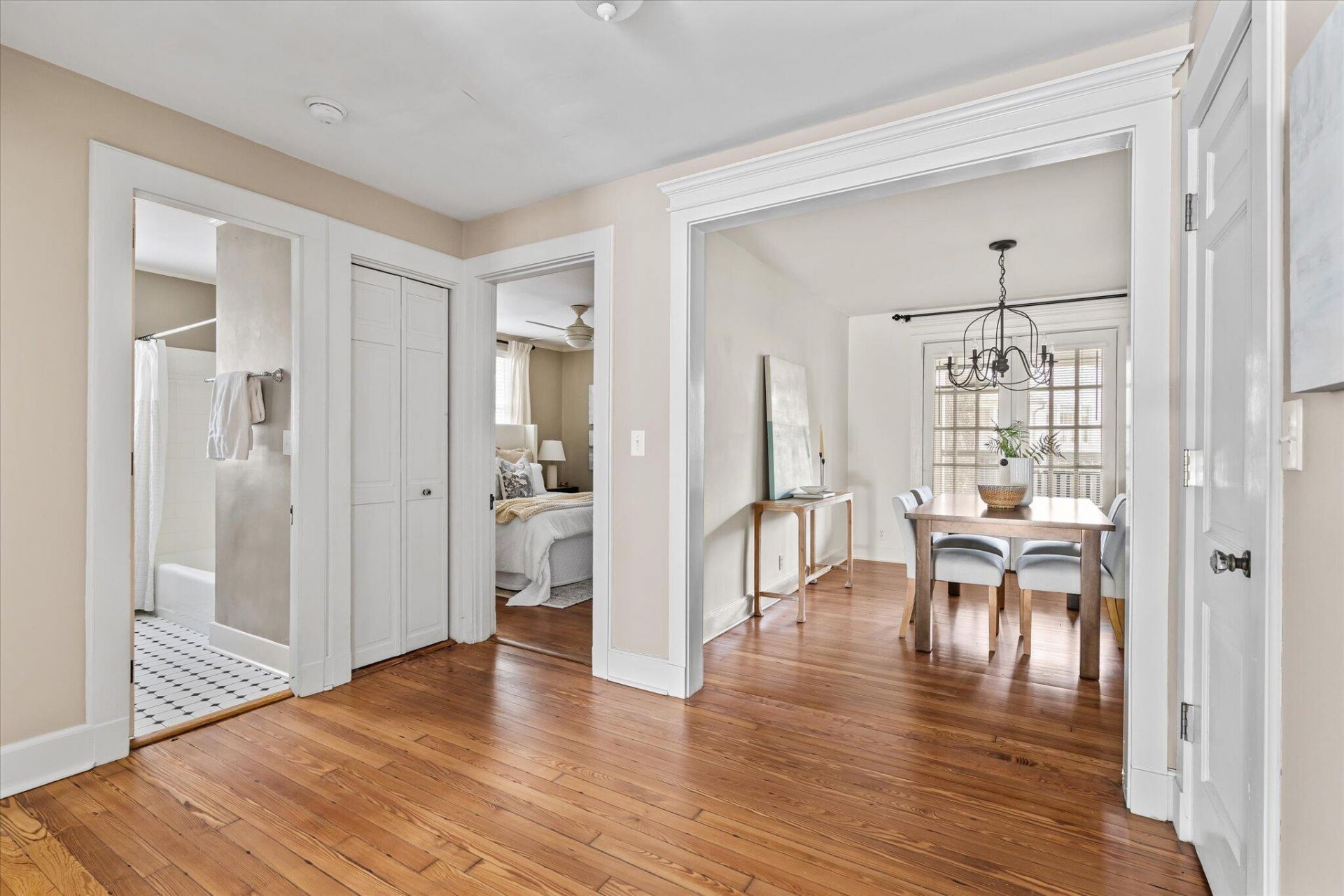 4 Rutledge Boulevard Photo 6