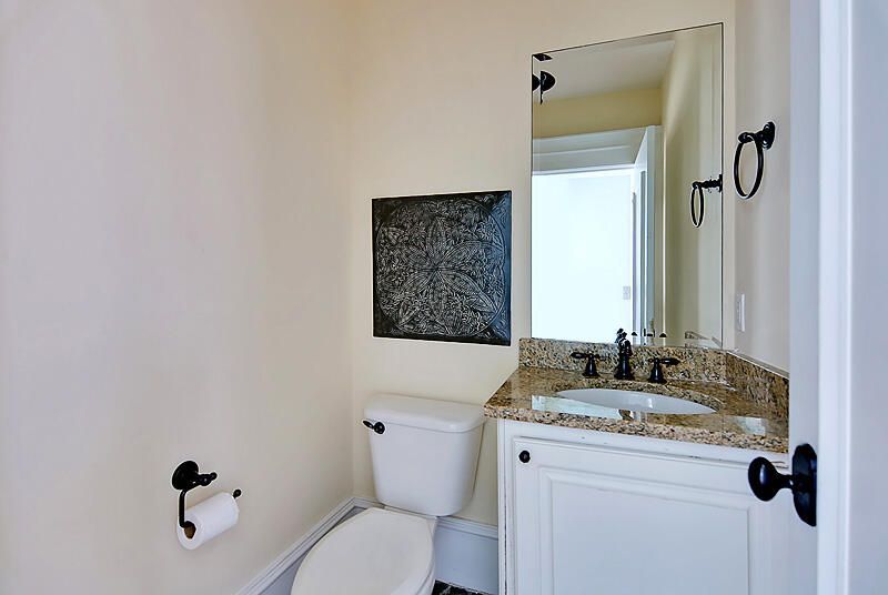 1707 E Ashley Avenue Photo 41