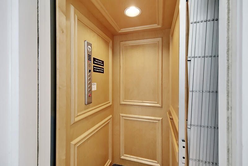 1707 E Ashley Avenue Photo 42