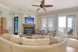 1707 E Ashley Avenue photo 4